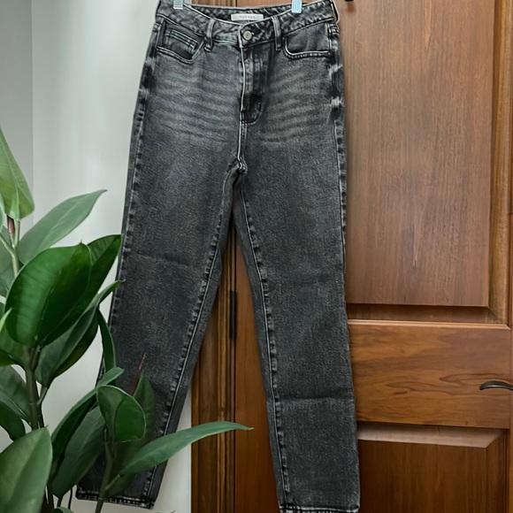 Pacsun Mom Jeans Size 25 - Picture 1 of 2